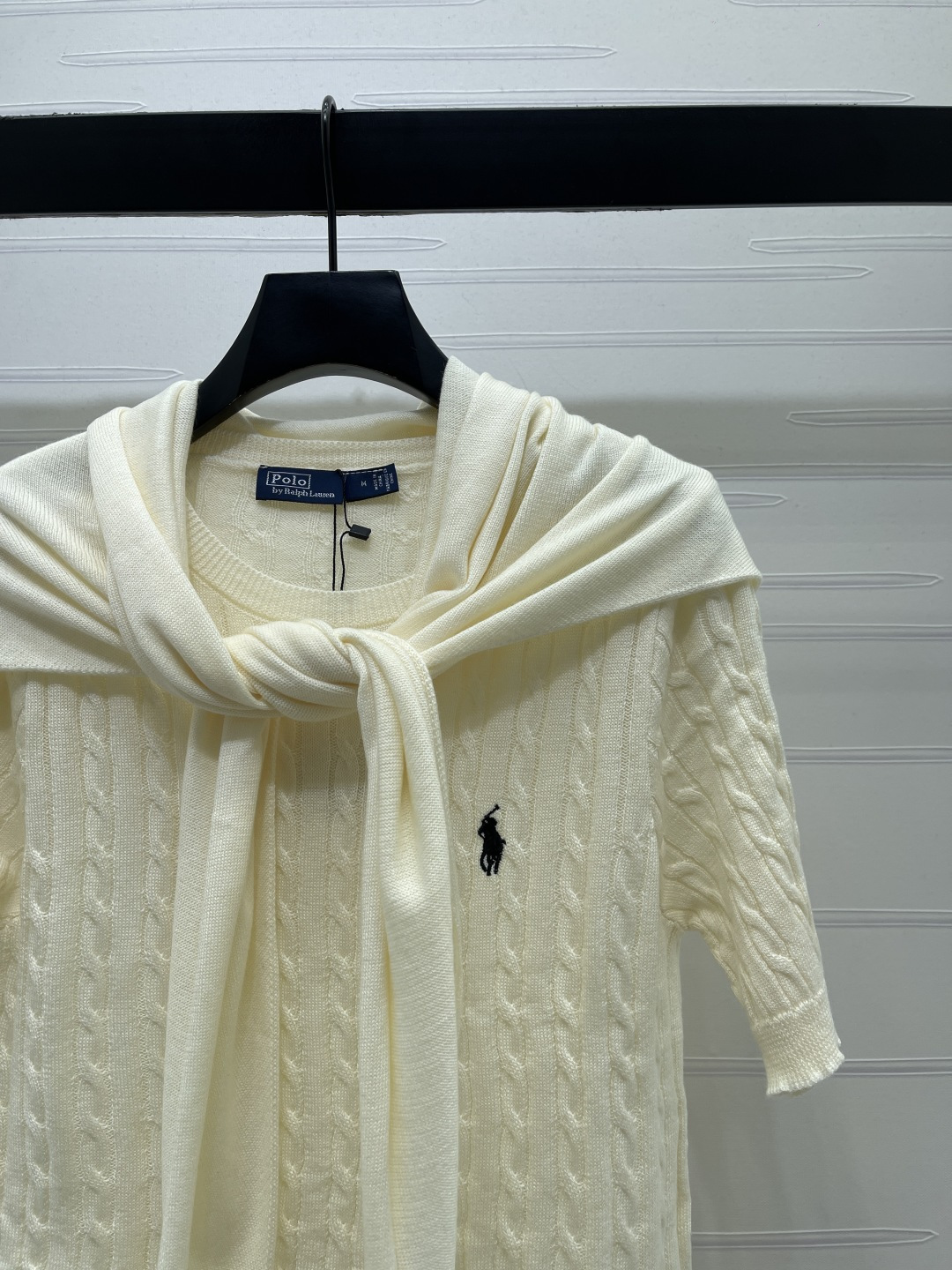 Women's short sleeves
